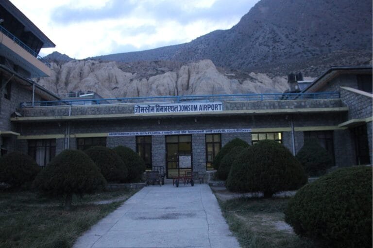 Jomsom airport