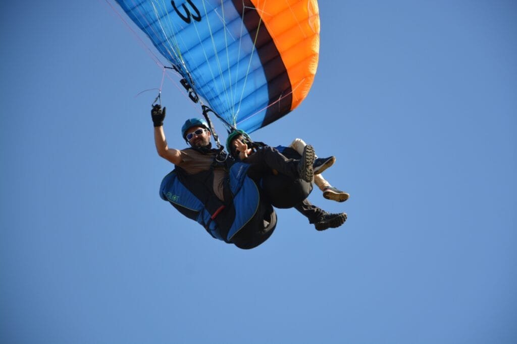 paragliding with guide